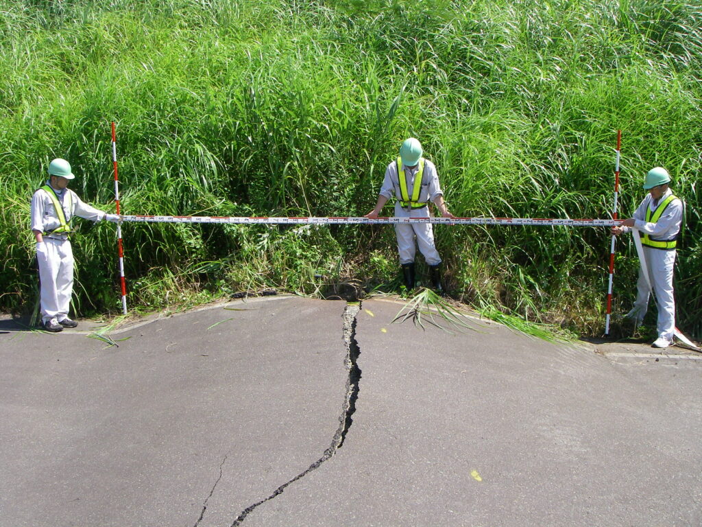 道路災害現地調査